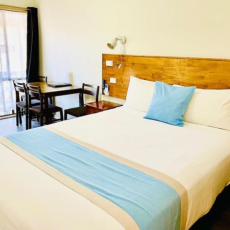 Highway Motor Inn Taree Bagian luar foto