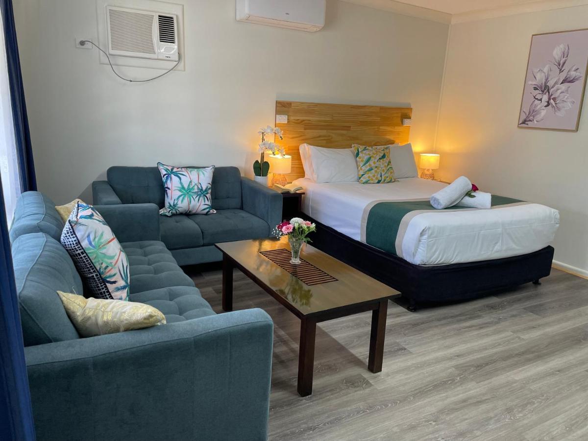 Highway Motor Inn Taree Bagian luar foto