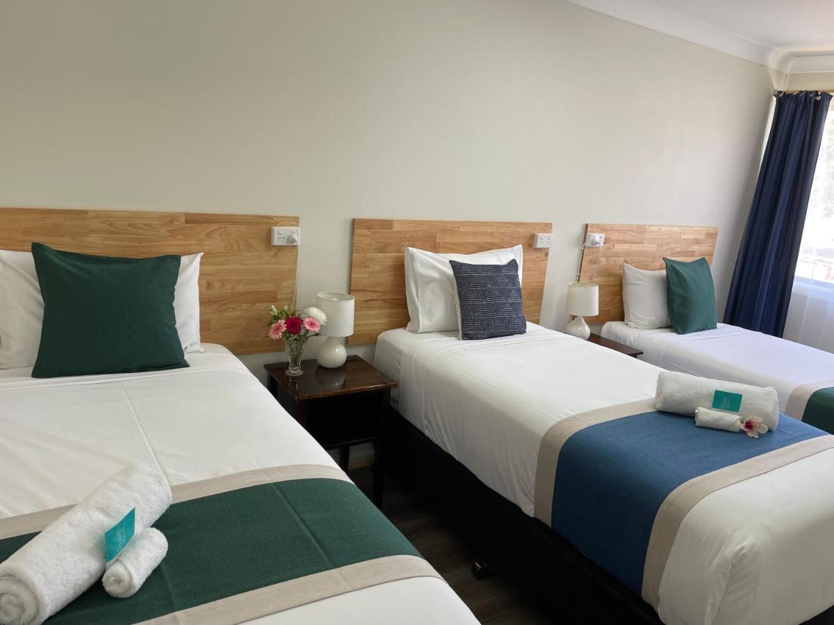 Highway Motor Inn Taree Bagian luar foto
