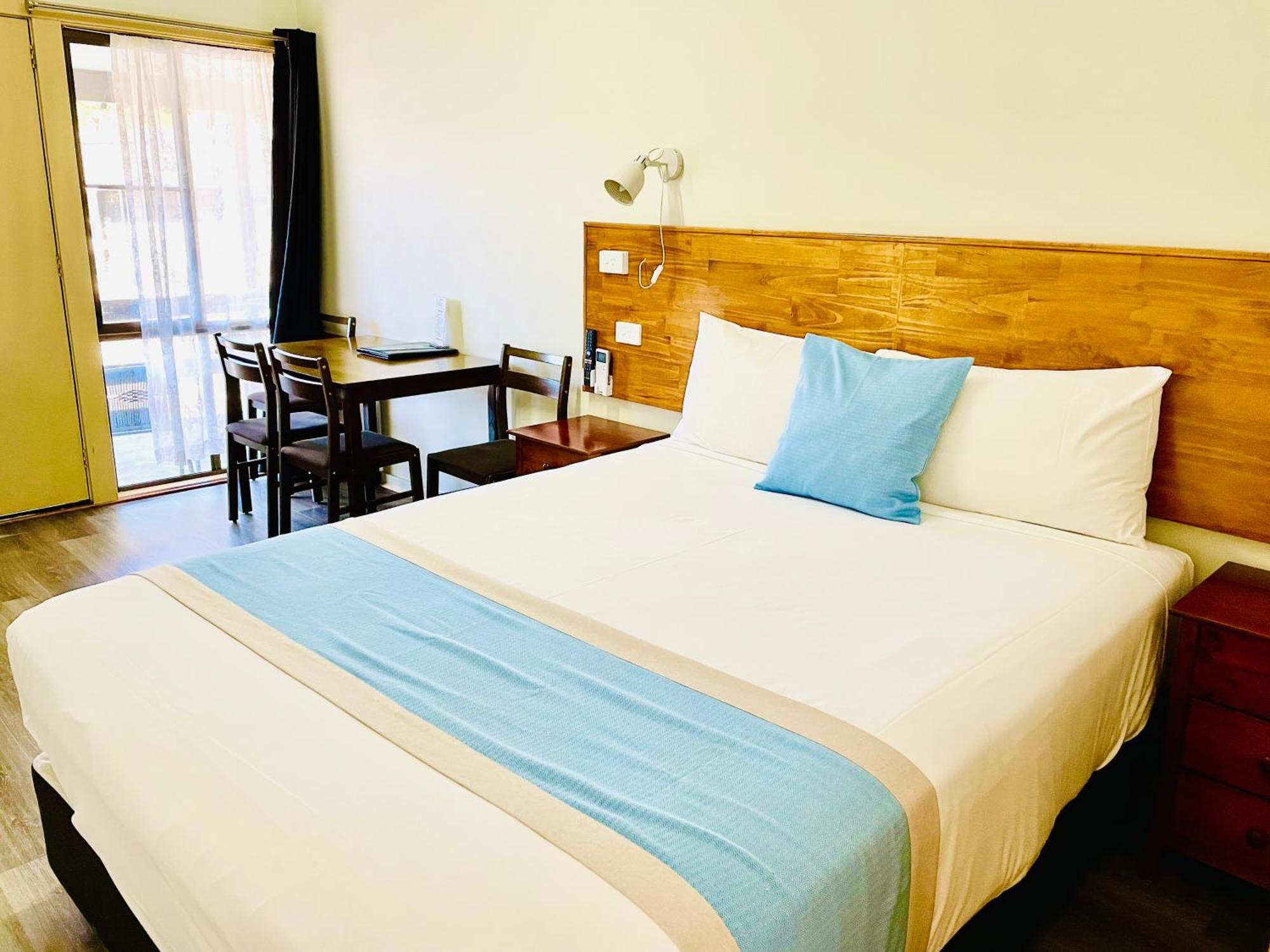 Highway Motor Inn Taree Bagian luar foto