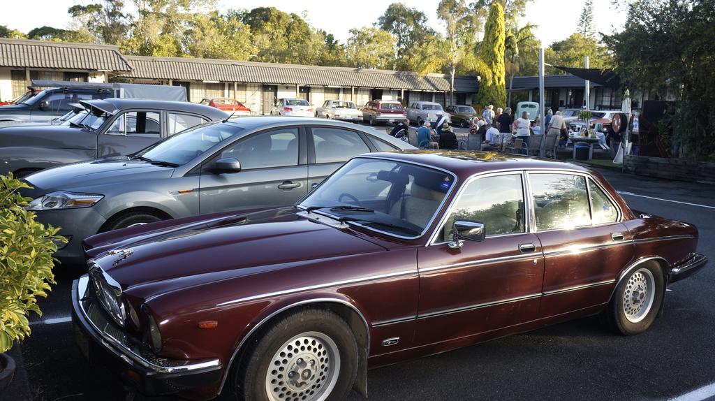 Highway Motor Inn Taree Bagian luar foto
