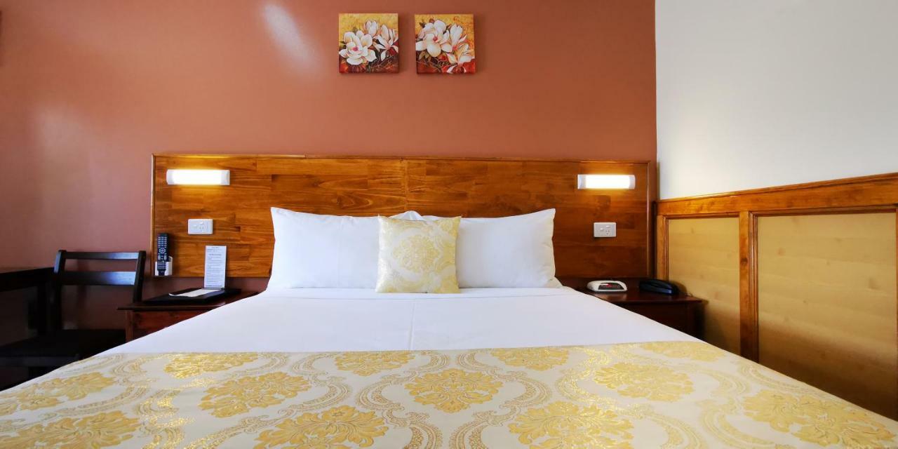 Highway Motor Inn Taree Bagian luar foto